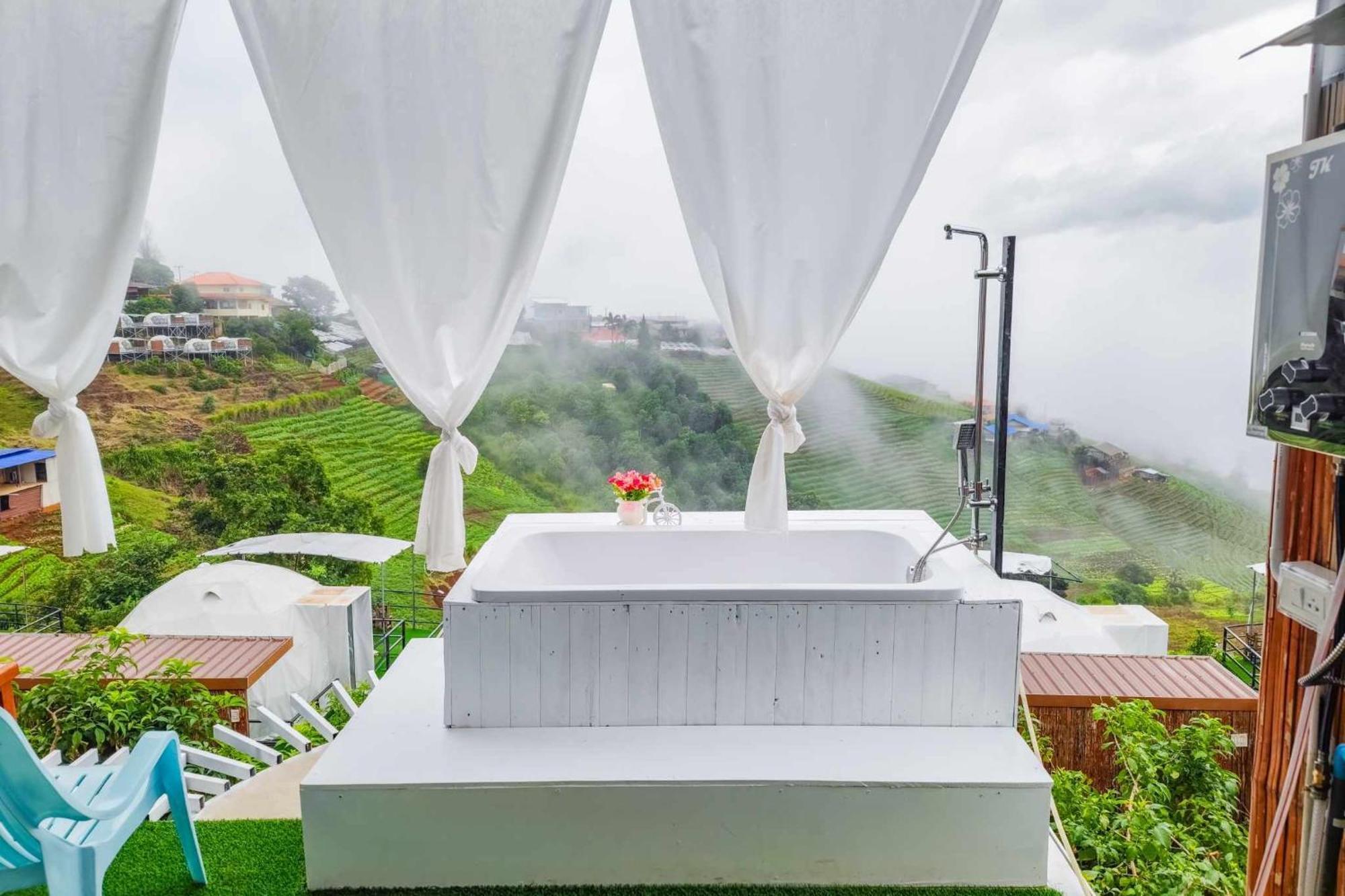 ภูวิมาน ม่อนแจ่ม Hotel Mon Jam Eksteriør billede
